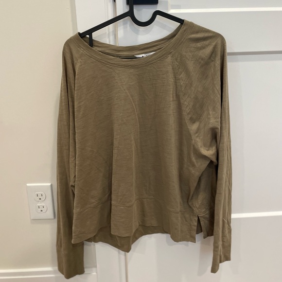 Athleta Classic Slub Long Sleeve Women's Top - Picture 2 of 5